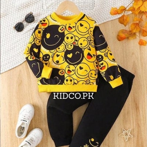 EMOJI PRINTED FULL-SLEEVES T-SHIRT AND TROUSER